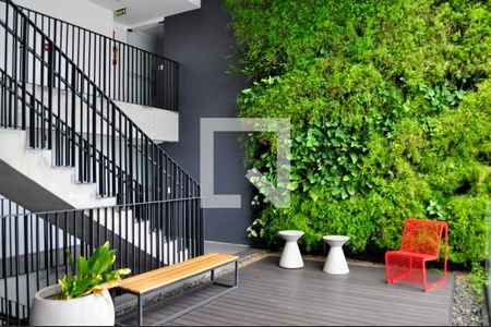 Área comum de kitnet/studio à venda com 1 quarto, 37m² em Menino Deus, Porto Alegre