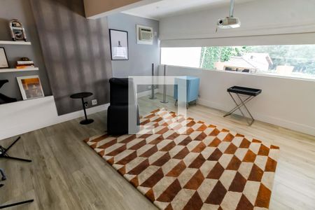 Sala 5 - Studio de casa à venda com 5 quartos, 300m² em Vila Inah, São Paulo