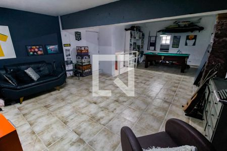 Área comum de casa à venda com 5 quartos, 300m² em Vila Inah, São Paulo