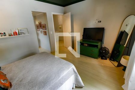 Suíte 4 de casa à venda com 5 quartos, 300m² em Vila Inah, São Paulo