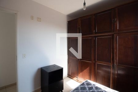 Quarto 1 de apartamento para alugar com 2 quartos, 48m² em Rio Pequeno, São Paulo