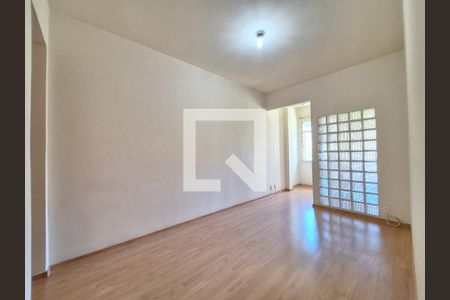 Sala de apartamento para alugar com 2 quartos, 68m² em Centro, Rio de Janeiro