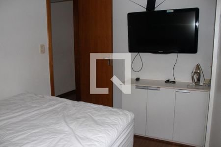 Quarto de apartamento para alugar com 3 quartos, 75m² em Buritis, Belo Horizonte