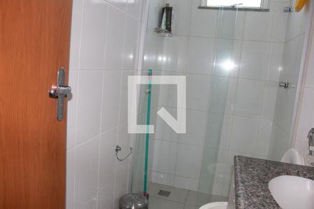 Banheiro Social de apartamento para alugar com 3 quartos, 75m² em Buritis, Belo Horizonte