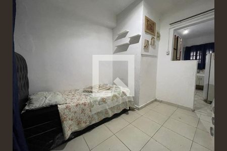 Kitnet de casa para alugar com 1 quarto, 20m² em Vila Dalva, São Paulo