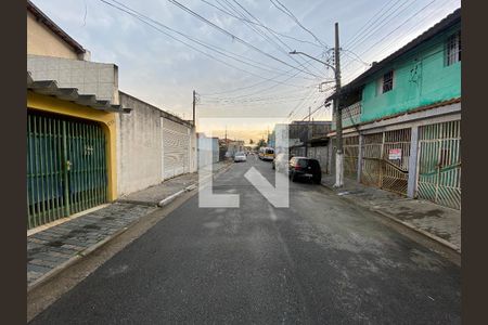 Vista da Rua de casa à venda com 8 quartos, 400m² em Vila Nilo, São Paulo