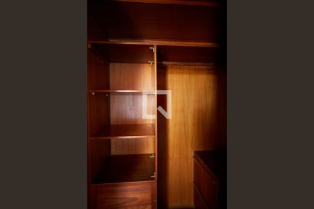 Quarto 1 de apartamento à venda com 3 quartos, 180m² em Santo Antônio, Belo Horizonte