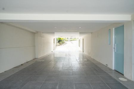 Garagem de casa de condomínio à venda com 3 quartos, 335m² em Hípica, Porto Alegre