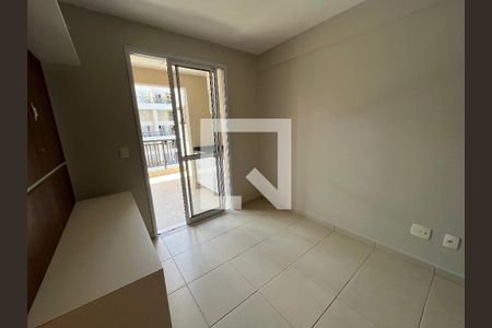 Sala de apartamento para alugar com 1 quarto, 48m² em Csg 3, Brasília