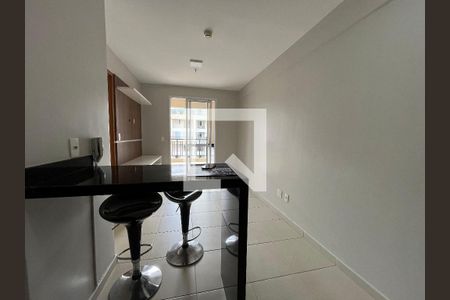 Sala de apartamento para alugar com 1 quarto, 48m² em Csg 3, Brasília