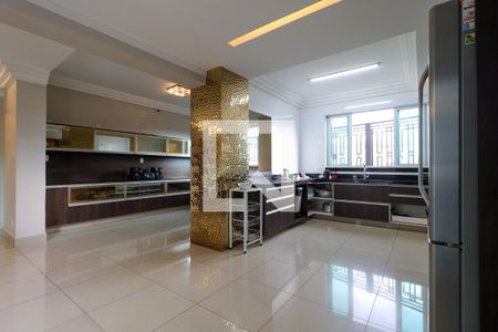Cozinha de casa para alugar com 4 quartos, 586m² em Jardim Sumare, Ribeirão Preto