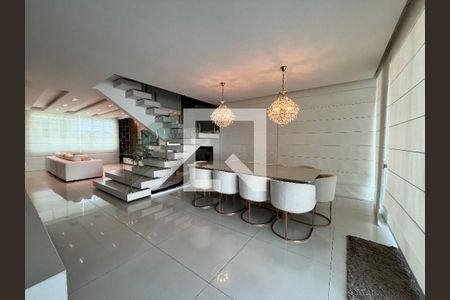 Sala 2 de casa à venda com 4 quartos, 1200m² em Jacarepaguá, Rio de Janeiro