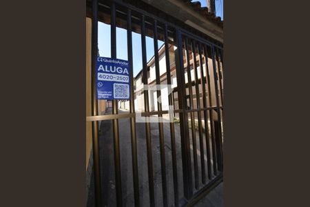 Placa Instalada de casa para alugar com 3 quartos, 200m² em Vila Valqueire, Rio de Janeiro