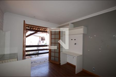 Quarto 2 de casa para alugar com 3 quartos, 200m² em Vila Valqueire, Rio de Janeiro