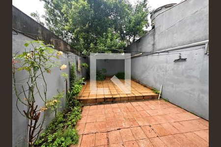 Área Externa de casa à venda com 3 quartos, 149m² em Vila Dusi, São Bernardo do Campo