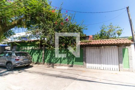 Fachada de casa à venda com 5 quartos, 300m² em Engenho do Mato, Niterói