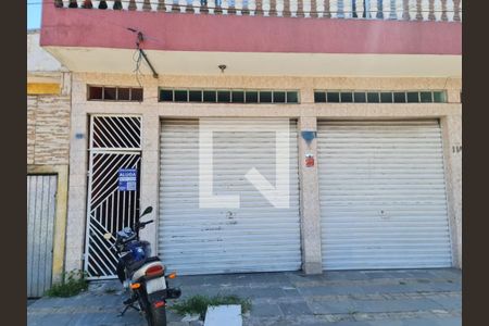 Fachada de casa para alugar com 1 quarto, 70m² em Jardim Presidente Dutra, Guarulhos