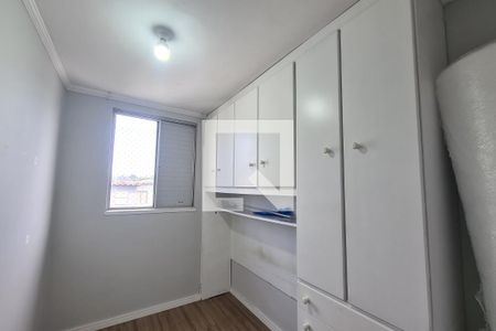 Quarto 2 de apartamento para alugar com 2 quartos, 54m² em Cidade Satelite Santa Barbara, São Paulo