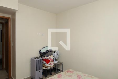 Quarto 1 de apartamento para alugar com 2 quartos, 42m² em Jardim Lideranca, São Paulo