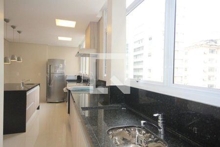 Foto 01 de apartamento à venda com 3 quartos, 210m² em Santa Cecilia, São Paulo