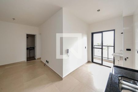 Sala e Cozinha de apartamento à venda com 2 quartos, 45m² em Vila Fernandes, São Paulo