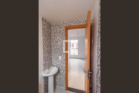 Banheiro de apartamento para alugar com 2 quartos, 55m² em São José, Canoas