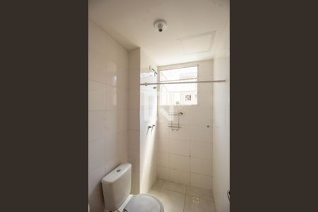 Banheiro de apartamento para alugar com 2 quartos, 55m² em São José, Canoas