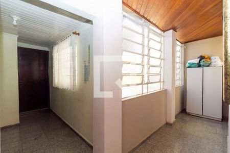 Casa 1 Corredor de casa à venda com 6 quartos, 380m² em Parque Independencia, São Paulo
