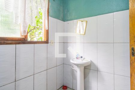 Banheiro de casa à venda com 2 quartos, 300m² em Aberta dos Morros, Porto Alegre