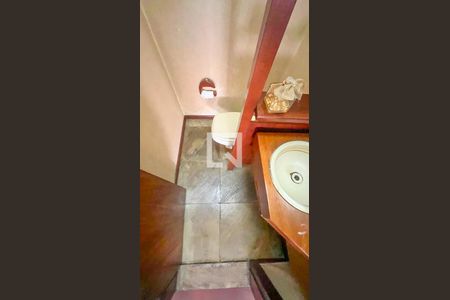 Banheiro de apartamento à venda com 4 quartos, 214m² em Carmo, Belo Horizonte