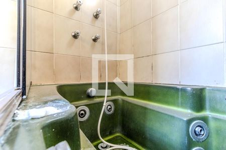 Banheiro da Suíte 1 de casa à venda com 3 quartos, 477m² em Pacaembu, São Paulo