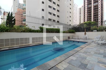 Área Comum - Piscina de apartamento para alugar com 3 quartos, 101m² em Moema, São Paulo