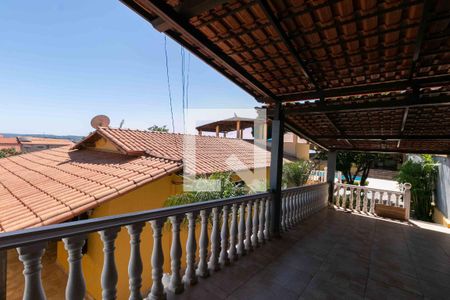 Garagem de casa à venda com 4 quartos, 550m² em Céu Azul, Belo Horizonte