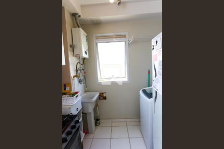 Área de Serviço de apartamento para alugar com 2 quartos, 44m² em Jardim Boa Vista (zona Oeste), Osasco