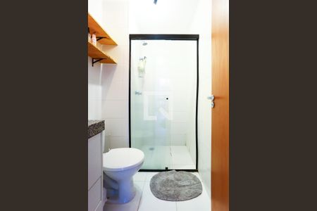 Banheiro de apartamento para alugar com 2 quartos, 44m² em Jardim Boa Vista (zona Oeste), Osasco