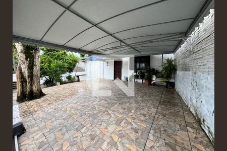 Garagem de casa à venda com 2 quartos, 120m² em Santa Teresa, São Leopoldo