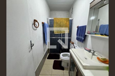 Banheiro de casa à venda com 2 quartos, 120m² em Santa Teresa, São Leopoldo
