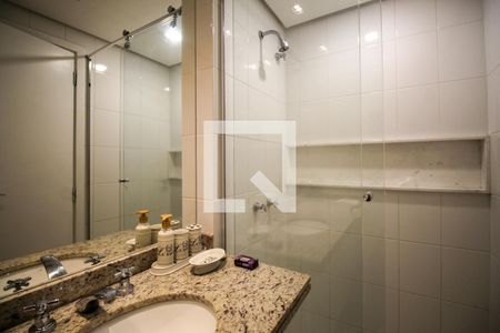 Banheiro Social de apartamento à venda com 3 quartos, 129m² em Barra da Tijuca, Rio de Janeiro