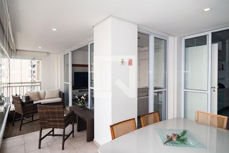 Varanda de apartamento à venda com 3 quartos, 123m² em Consolação, São Paulo