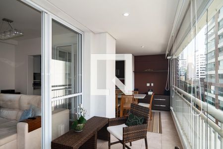 Apartamento para alugar com 3 quartos, 123m² em Consolação, São Paulo