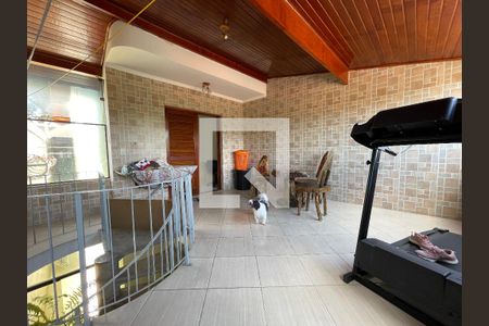 Varanda de casa à venda com 4 quartos, 150m² em Jardim Sarah, São Paulo