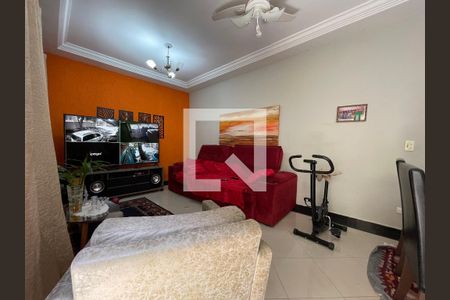 Sala de casa à venda com 4 quartos, 150m² em Jardim Sarah, São Paulo