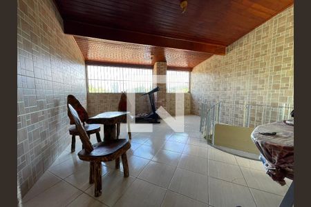 Varanda de casa à venda com 4 quartos, 150m² em Jardim Sarah, São Paulo