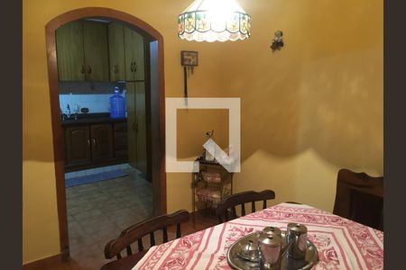 Casa à venda com 4 quartos, 209m² em Conjunto Residencial Nova Roma, São Bernardo do Campo