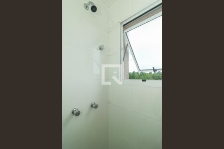 Banheiro da Suíte de apartamento à venda com 3 quartos, 74m² em Sarandi, Porto Alegre