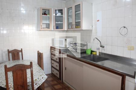Sala/Cozinha de casa para alugar com 1 quarto, 200m² em Jardim Rosalina, Cotia