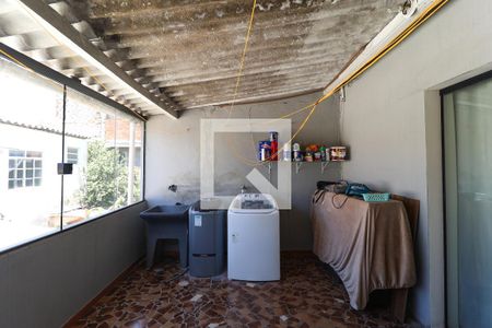 Área de serviço de casa à venda com 2 quartos, 250m² em Vila Medeiros, São Paulo