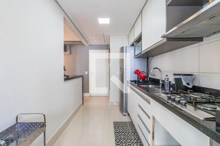 Cozinha de apartamento à venda com 2 quartos, 70m² em Empresarial 18 do Forte, Barueri