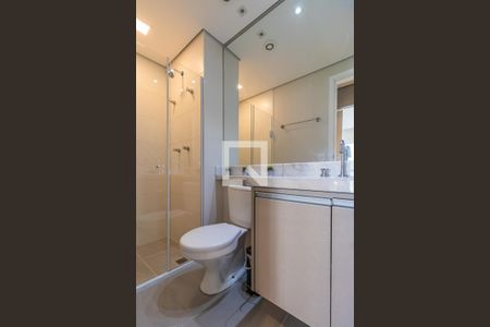 Banheiro de apartamento à venda com 2 quartos, 70m² em Empresarial 18 do Forte, Barueri