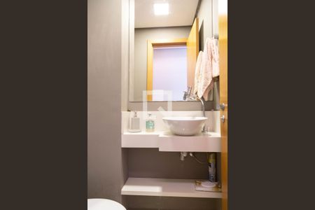 Lavabo de apartamento à venda com 3 quartos, 113m² em Vila Galvão, Guarulhos